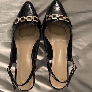 Jones New York Black Croc-Embossed Heels with Gold Accents Size 8.5